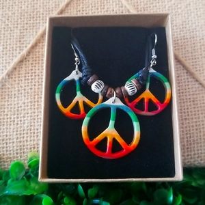 Beautifull gypsy peace necklace and earrings